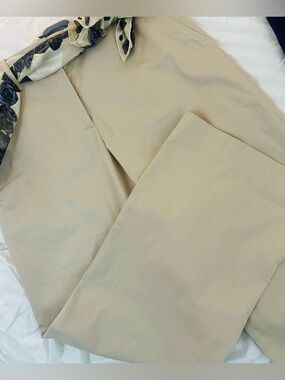 Women’s Faconnable Beige Cotton Pants - Classic Straight Fit